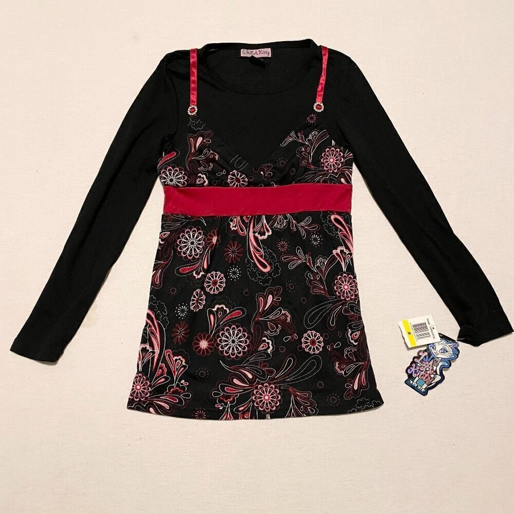 LA Kitty Y2K Girls Size Medium Top Long Sleeve Shirt